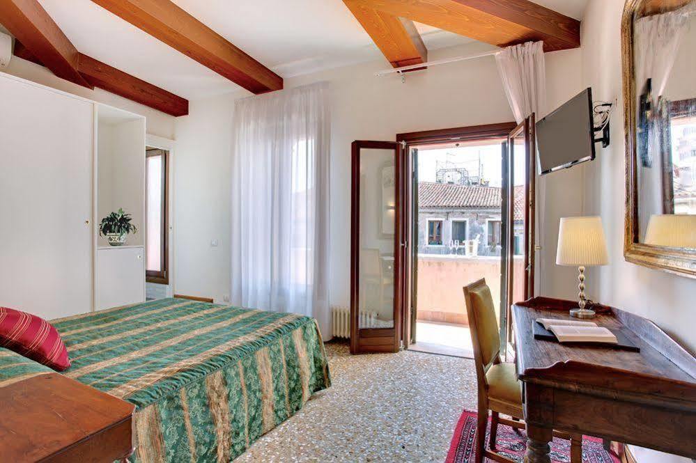 San Giorgio Degli Schiavoni Apartments Venice Luaran gambar